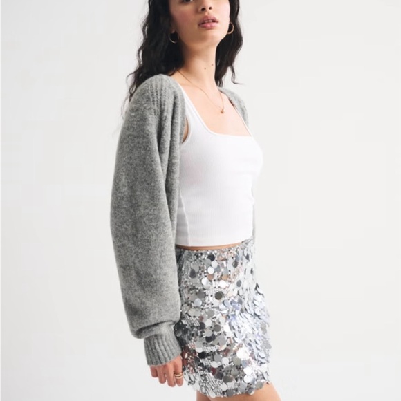 Abercrombie & Fitch (A&F) Scarlett Sequin Mini Skort - Medium - Worn Once Silver - Picture 4 of 9